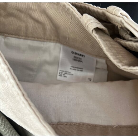 Mens Old Navy Pants 2 pair Broken in Straight Green & Khaki 38/34 New Cotton - Picture 2 of 8